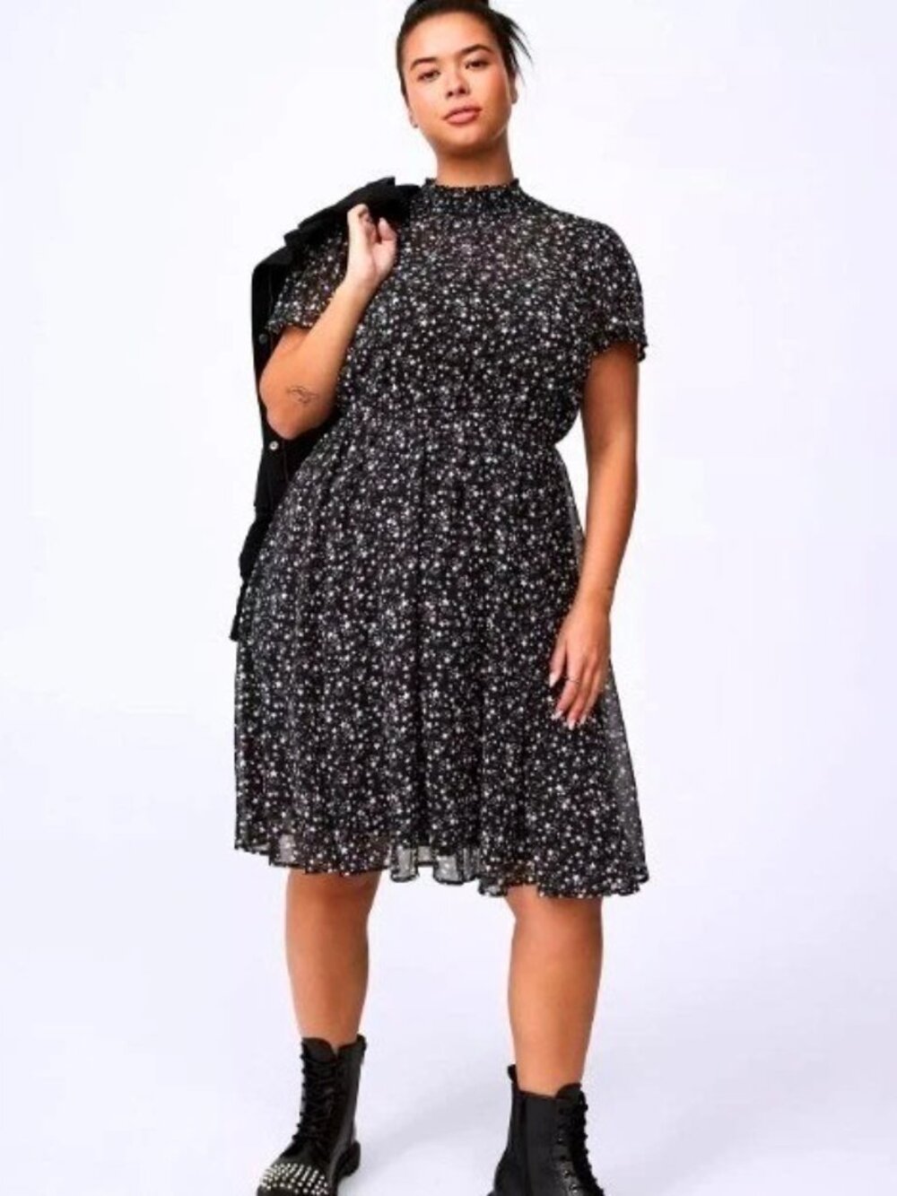 TORRID Mini Chiffon Smocked Dress Size 1
